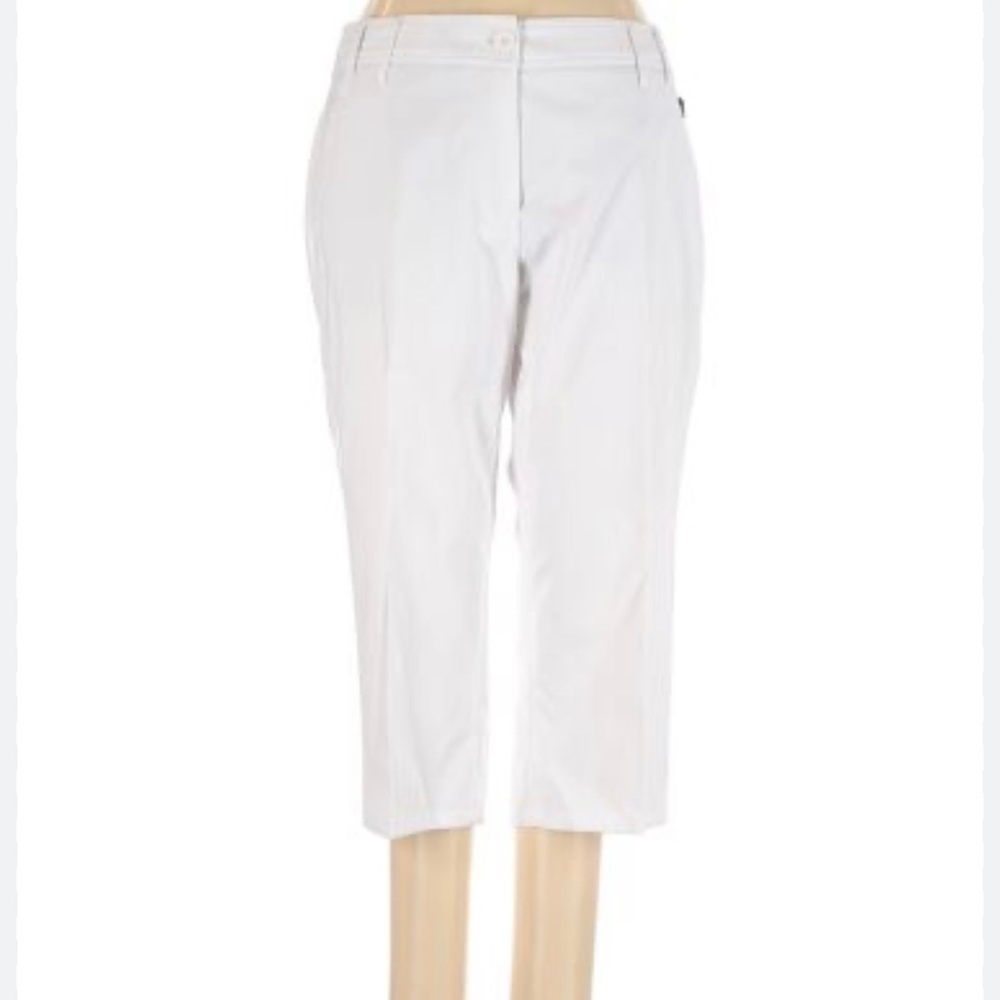 Women’s White NVO by Lanctot Polyester @ Spandex Golf Shorts Size 2